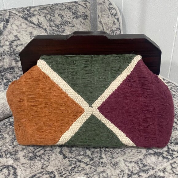 NEW Zara Multicoloured Geometric Knit design Clutch Bag - Picture 1 of 7